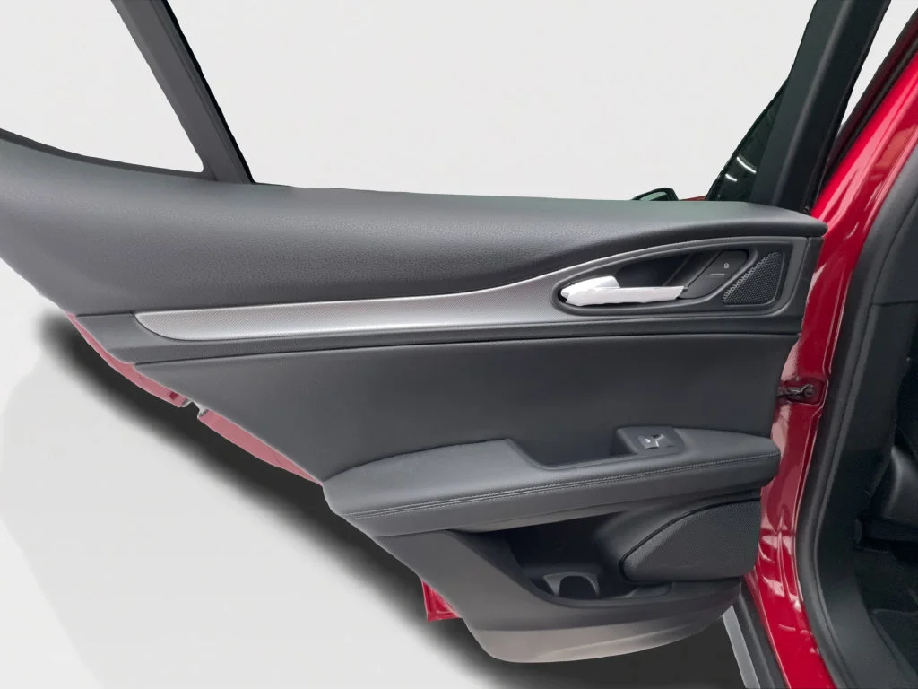 New 2026 Red Alfa Romeo Base image 32