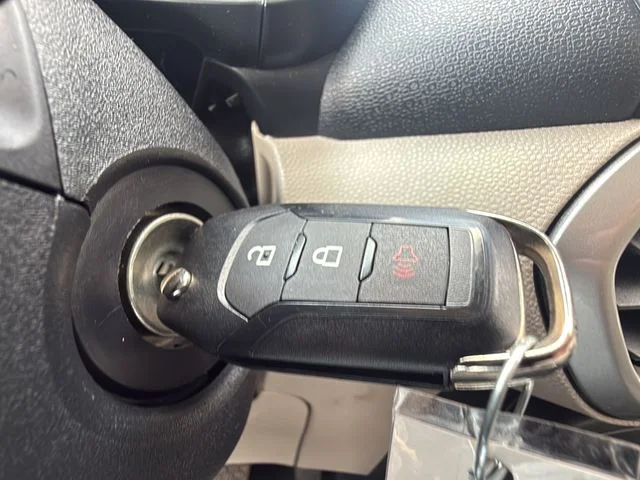 Used 2021 Gray Ford S image 13