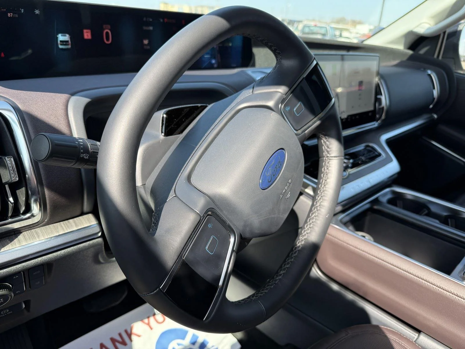 New 2026 Star White Metallic Tri-Coat Ford MAX Platinum® image 21