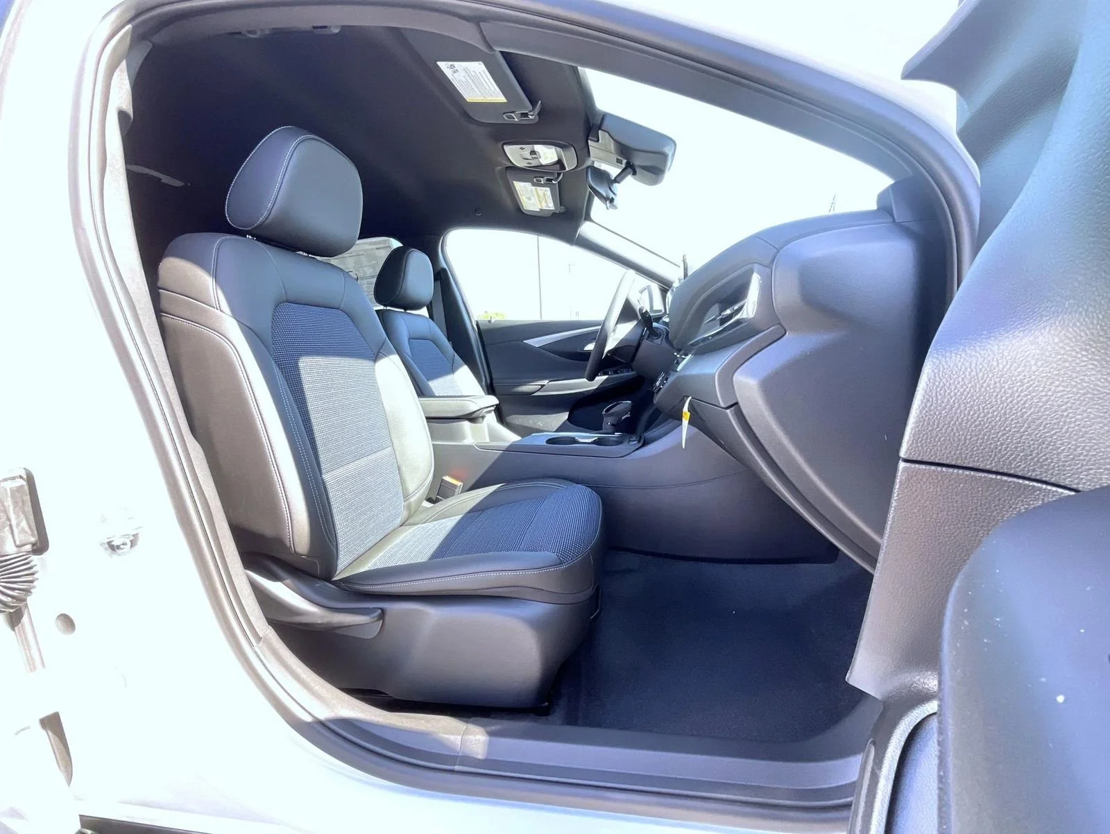 New 2026 Summit White Buick Preferred image 15