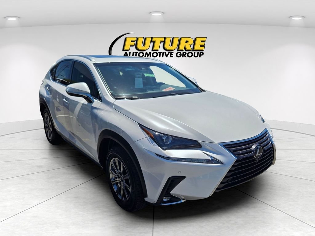 Used 2019 White Lexus 300h image 1