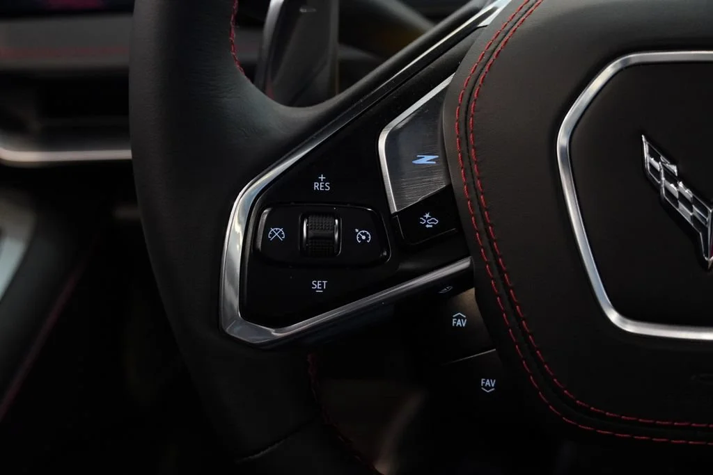 New 2026 Arctic White Chevrolet 2LT image 10