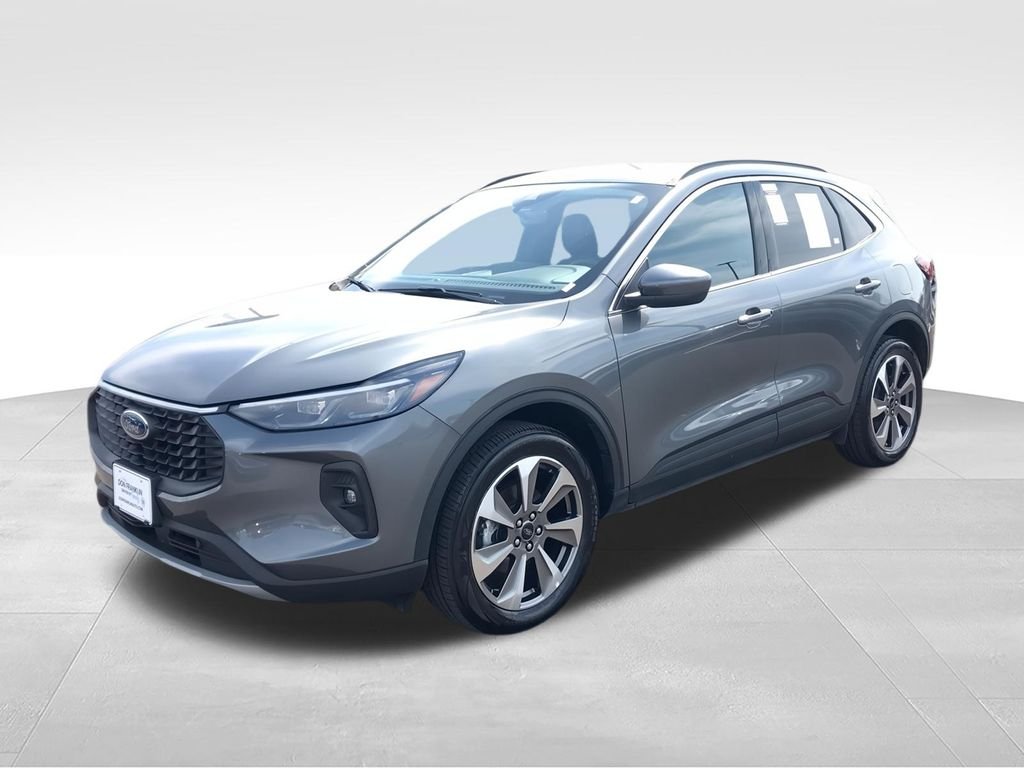Used 2025  Ford Platinum image 5
