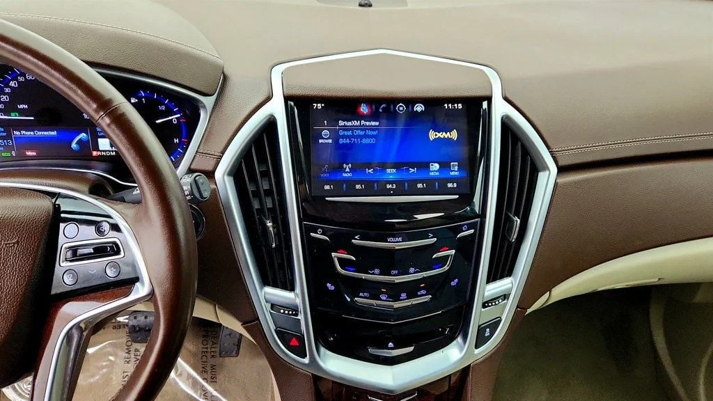 Used 2016 Platinum Ice Tricoat Cadillac FWD 4dr Luxury Collection w/ Nav & Driver Awareness Pkg image 18