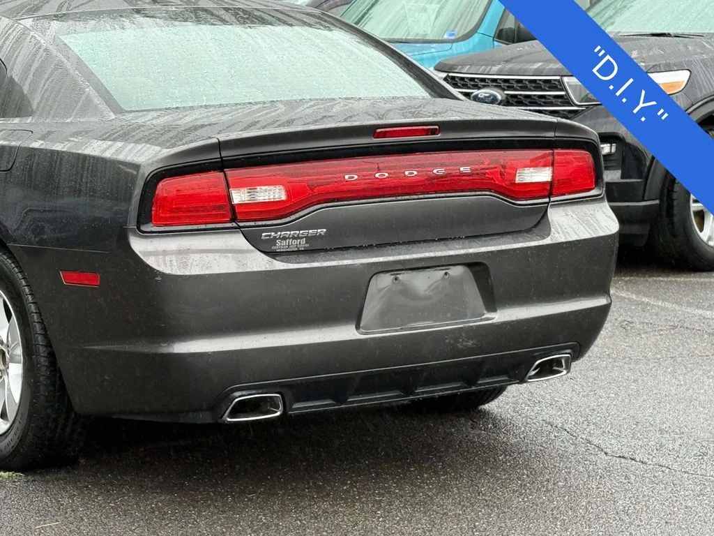 2014 Dodge Charger SE - Photo 11