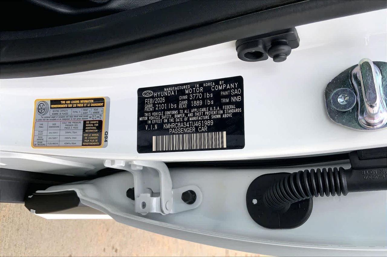 New 2026 Lunar White w/Black Roof Hyundai SEL w/Two-Tone Roof image 19