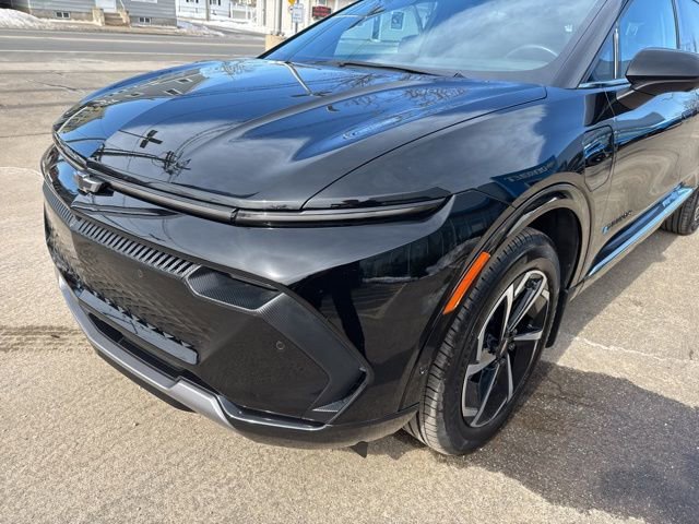 Used 2024 Chevrolet Equinox EV LT with VIN 3GN7DLRP1RS226663 for sale in Wallingford, CT