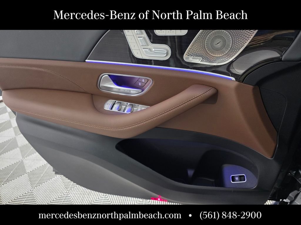 New 2026 Selenite Grey Metallic Mercedes-Benz GLS 450 image 21