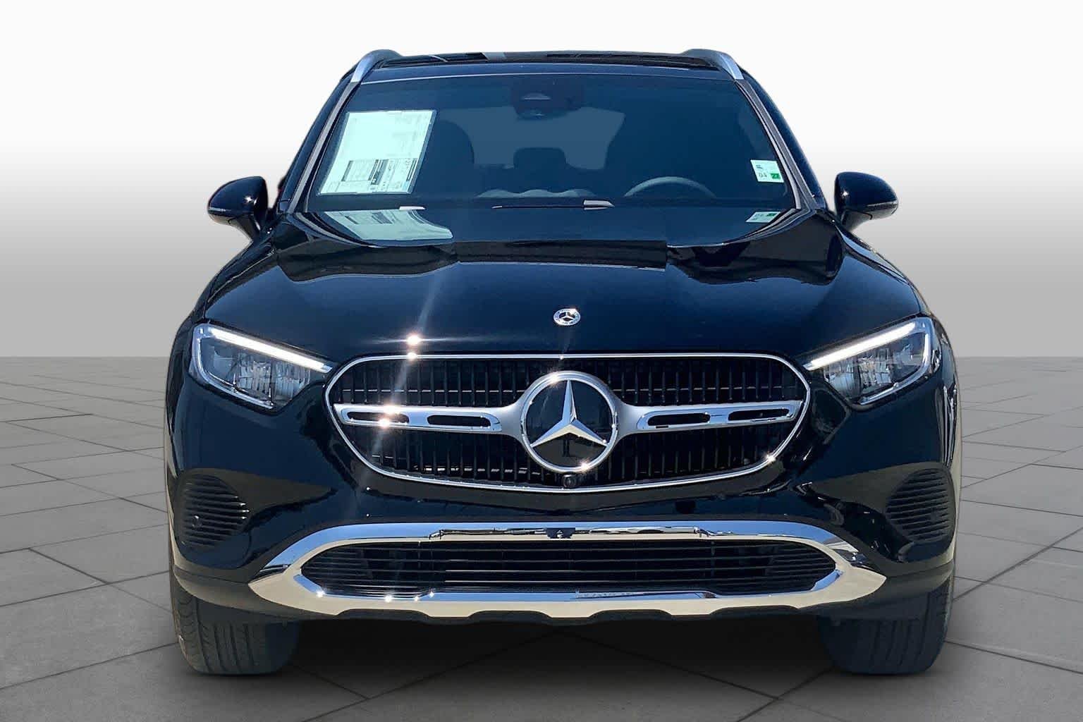 New 2026 Black Mercedes-Benz GLC 300 image 3