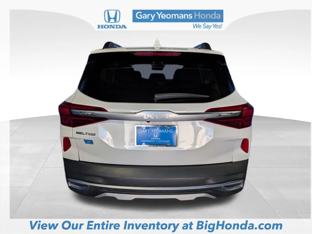 Certified Used 2022 White Kia Nightfall image 7