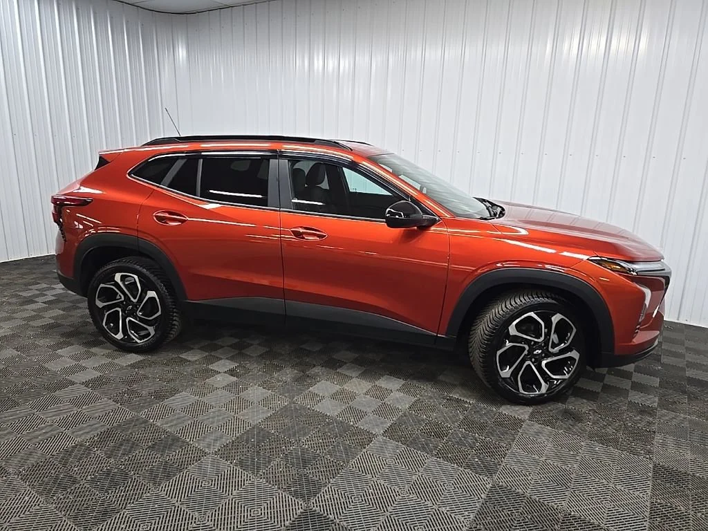 2024 Chevrolet Trax 2RS's photo