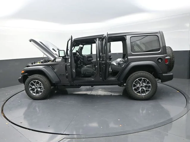 New 2026 Granite Crystal Metallic Clear-Coat Exterior Paint Jeep Sport S image 33