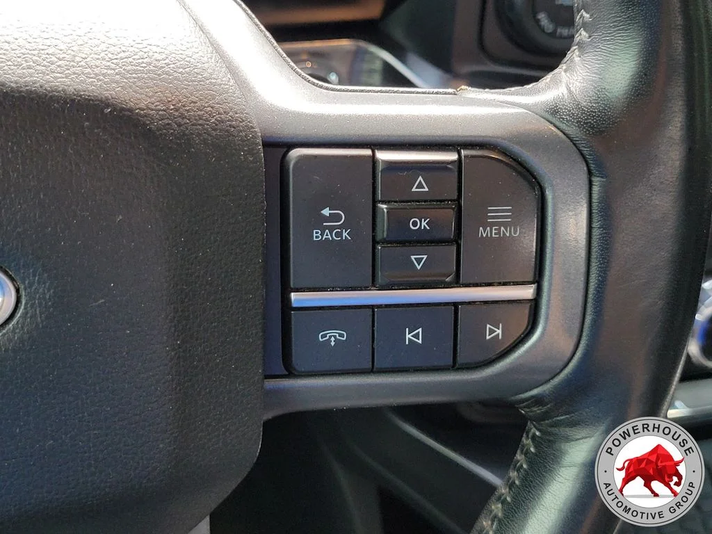 Used 2024 Silver Ford Lariat image 28