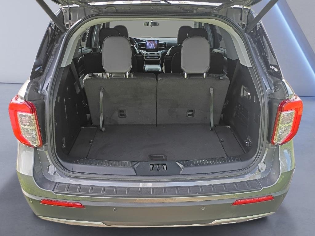 Used 2023 Carbonized Gray Metallic Ford XLT image 5