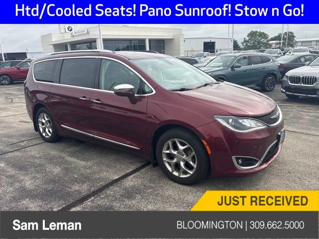Used 2017 Red Chrysler Limited image 1
