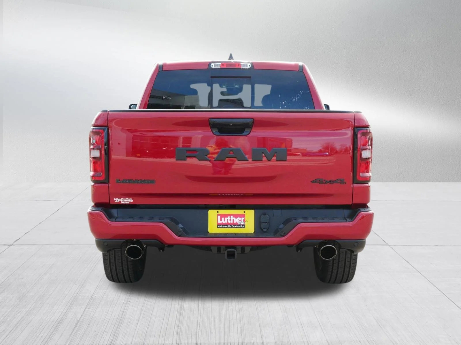 New 2026 Molten Red Pearl-Coat Exterior Paint RAM Laramie image 6