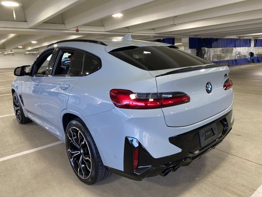Used 2025 Brooklyn Grey Metallic BMW  image 3