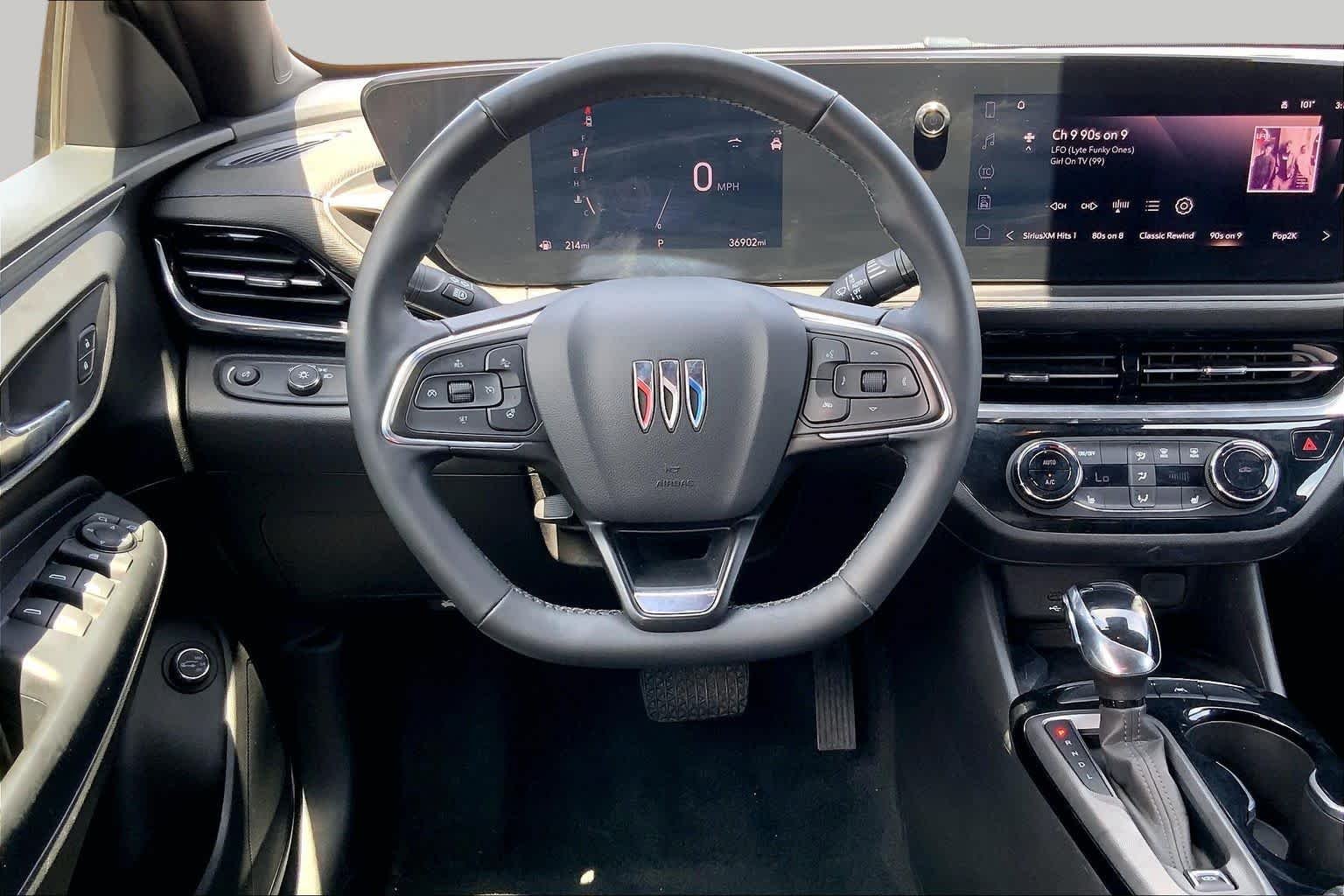 Pre-Owned 2024 Buick Envista Sport Touring