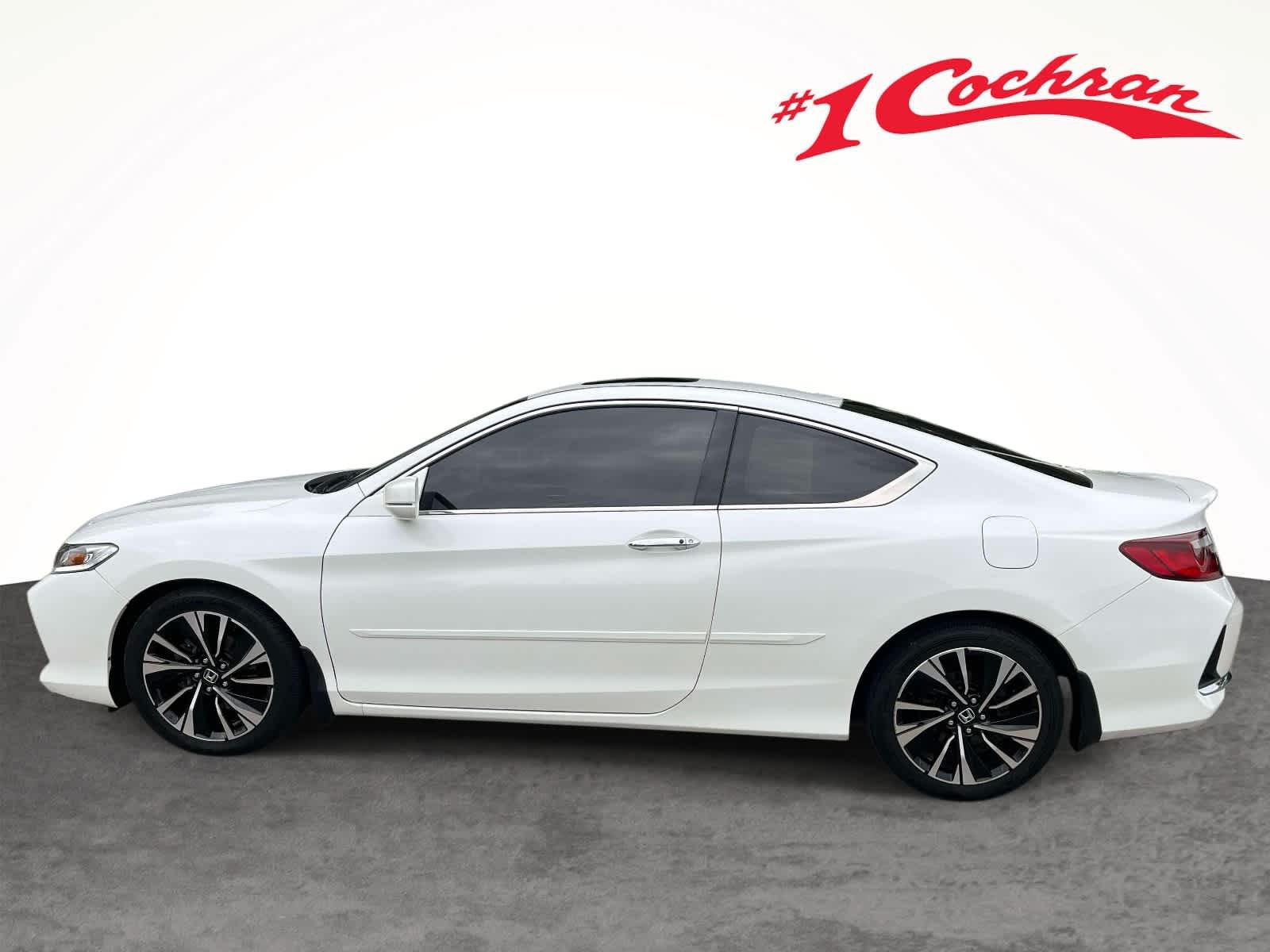 Used 2017  Honda EX-L image 15