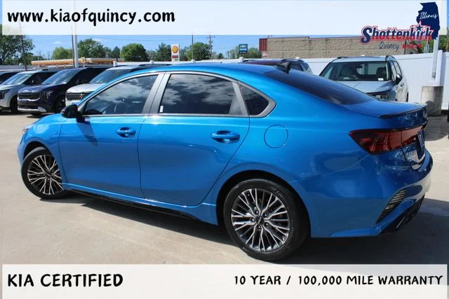 Used 2022 Blue Kia GT-Line image 3