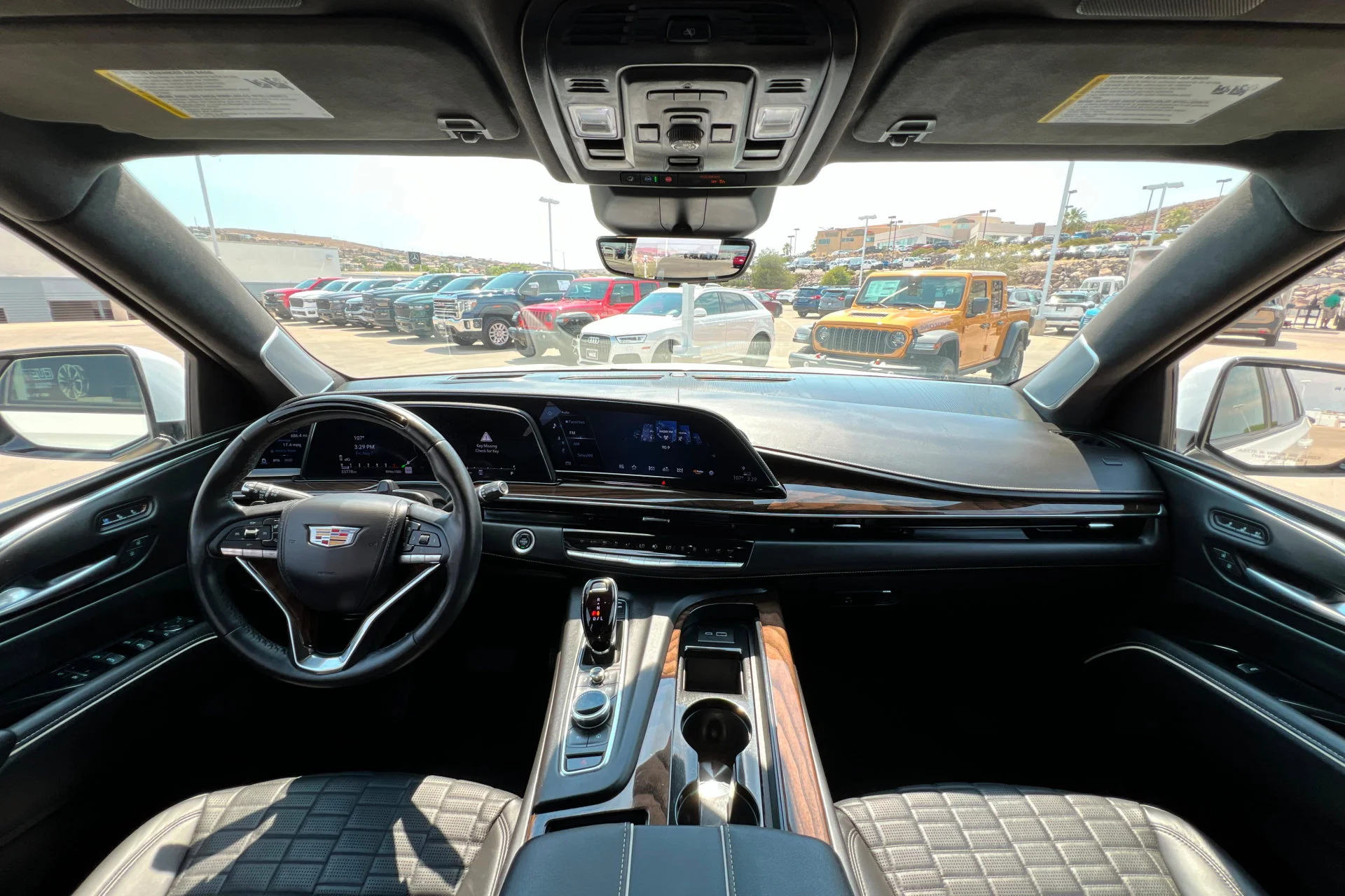 Used 2024 Crystal White Tricoat Cadillac Sport Platinum image 9