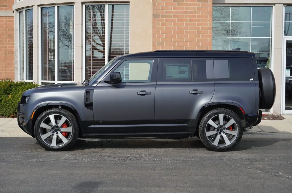 New 2026 Carpathian Grey Land Rover X image 2