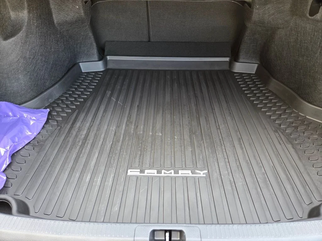 Used 2026  Toyota LE image 17