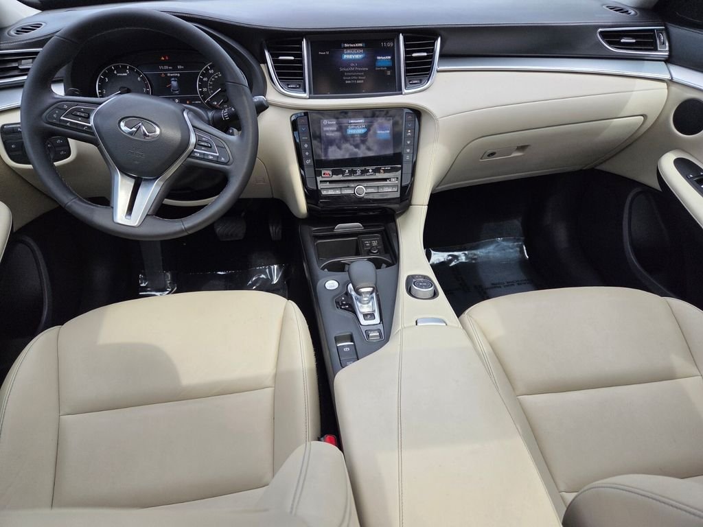 Used 2020 Blue INFINITI LUXE image 9