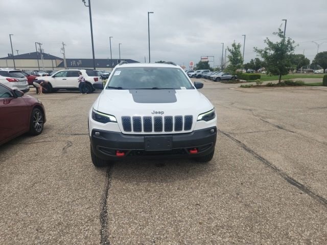Used 2021 White Jeep Trailhawk image 4