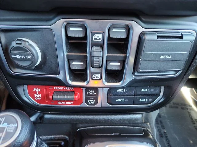 Used 2025 Red Jeep Rubicon 4xe image 40