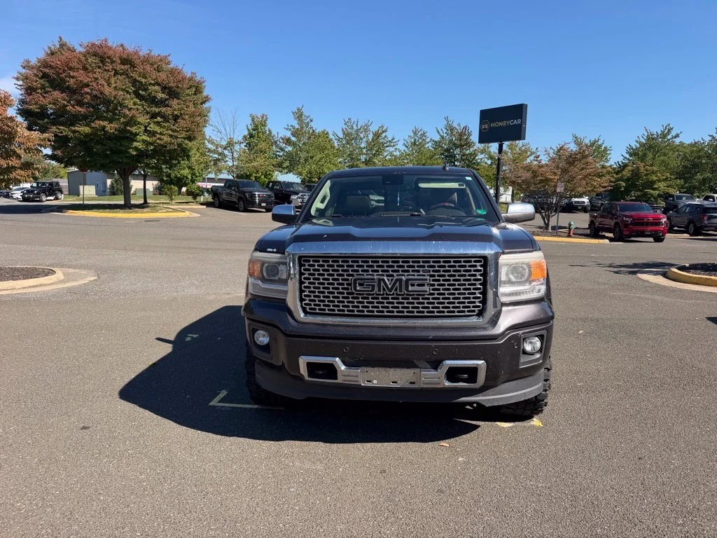 Used 2015 Silver GMC Denali image 2