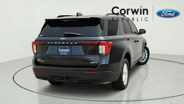 Certified Used 2025 Black Metallic Ford Active image 5
