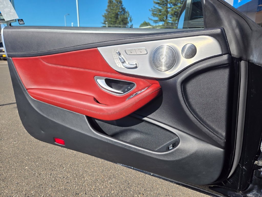 Used 2023  Mercedes-Benz C 300 image 13