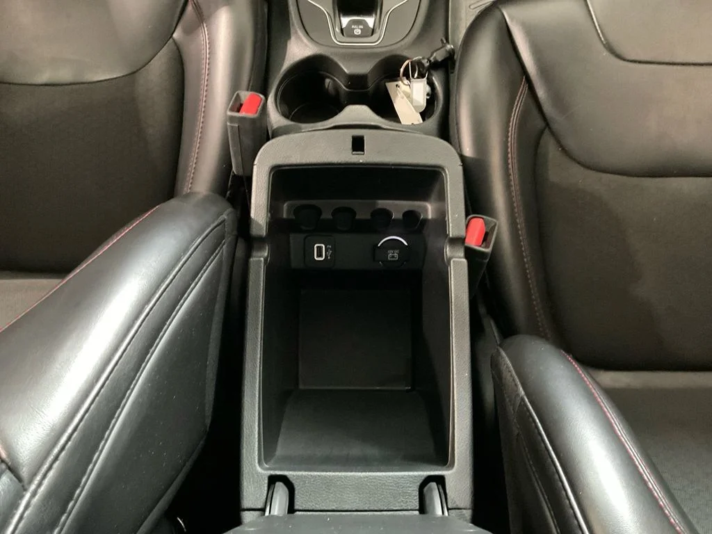 Used 2019 White Jeep Trailhawk image 11