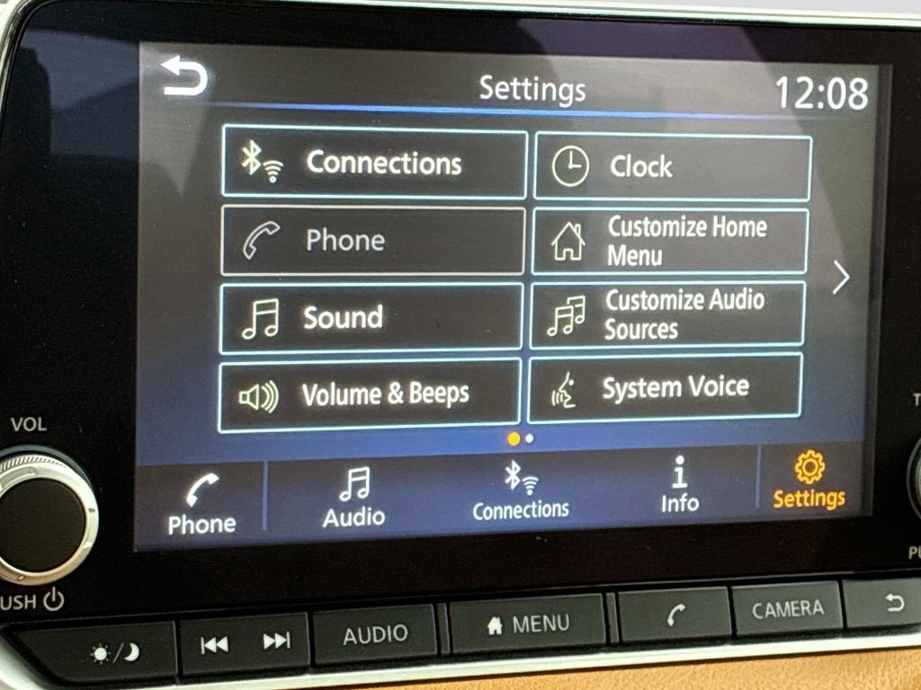 Used 2025 Gray Nissan SV image 33