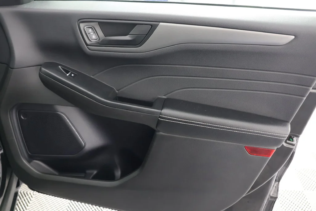 Used 2024 Black Metallic Ford Active image 28