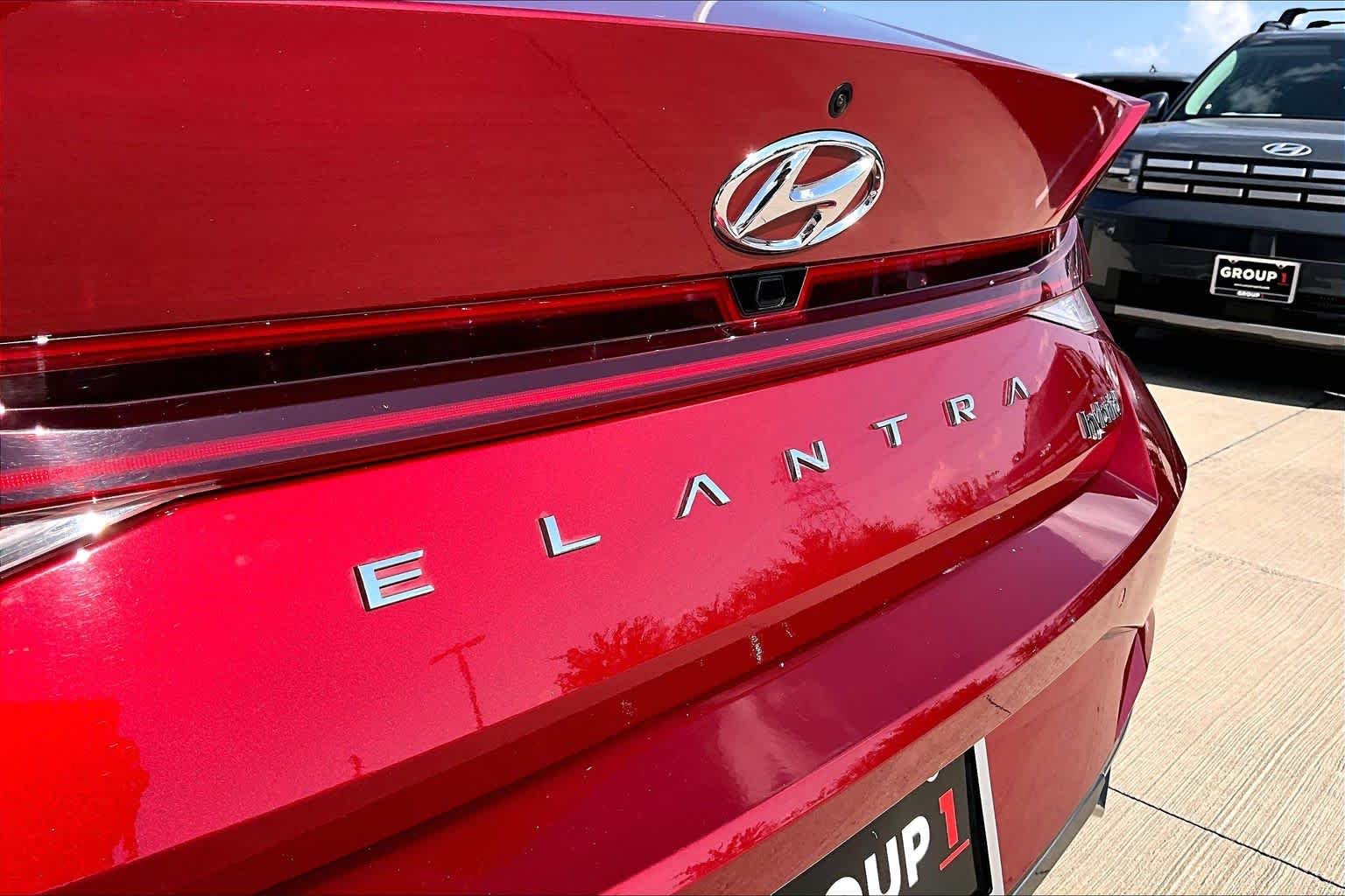Used 2023 Ultimate Red Hyundai Limited image 30