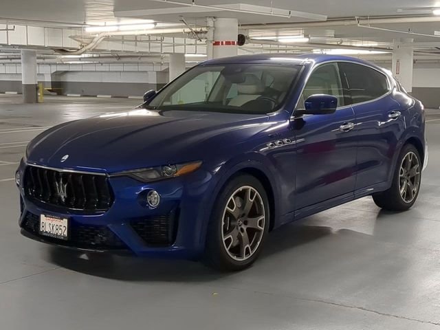 Used 2022 Blue Maserati Modena image 3