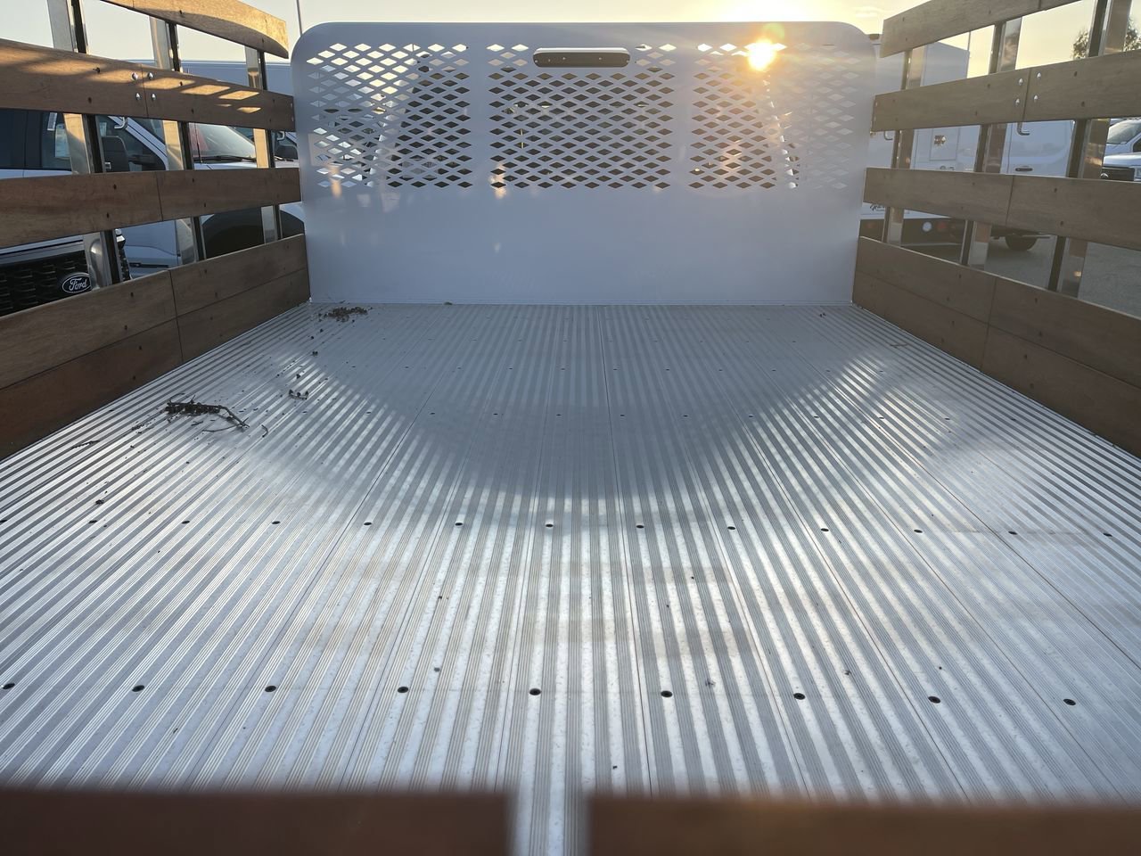 New 2026 Oxford White Ford XL image 26