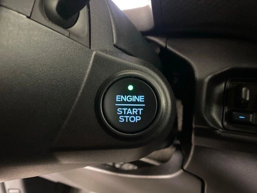 Used 2025 Oxford White Ford Raptor image 37