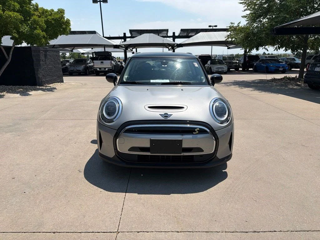 Used 2024 Silver MINI Cooper SE image 8