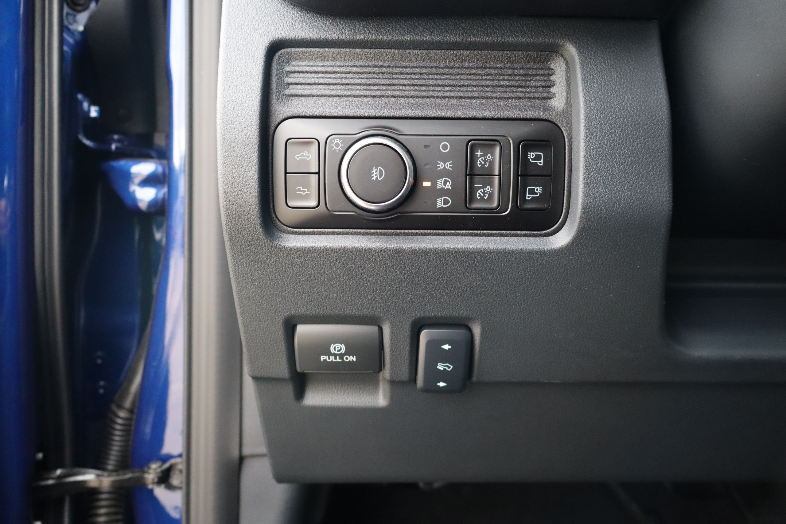 New 2026 Argon Blue Metallic Ford F-250® Platinum® image 13