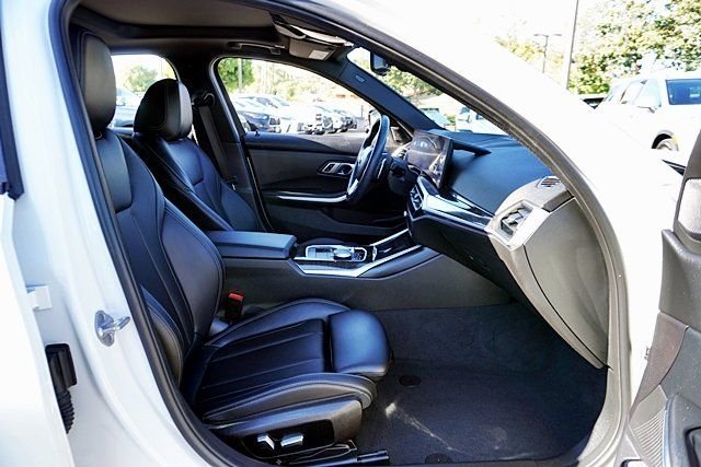 Used 2023 White BMW 330i image 10