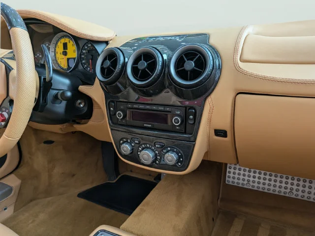 Used 2009  Ferrari Spider image 21