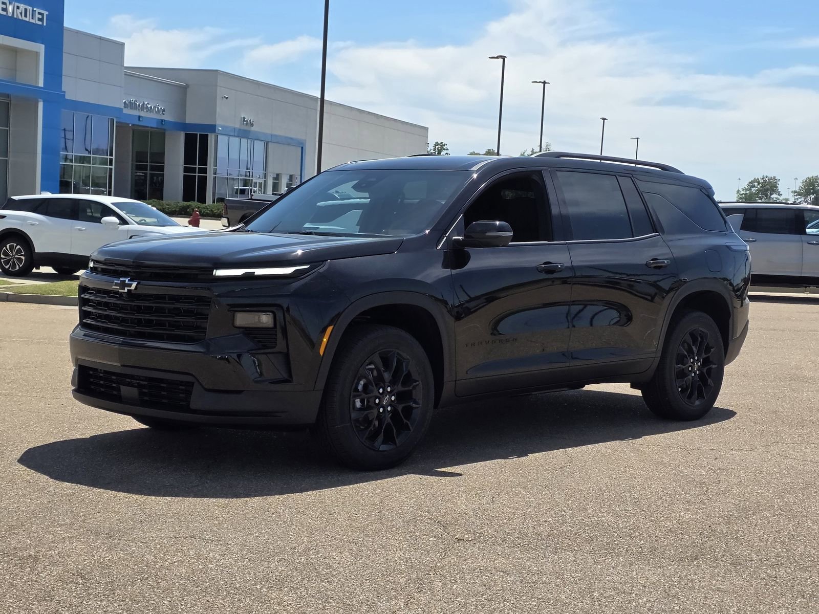2026 Chevrolet Traverse FWD LT's photo