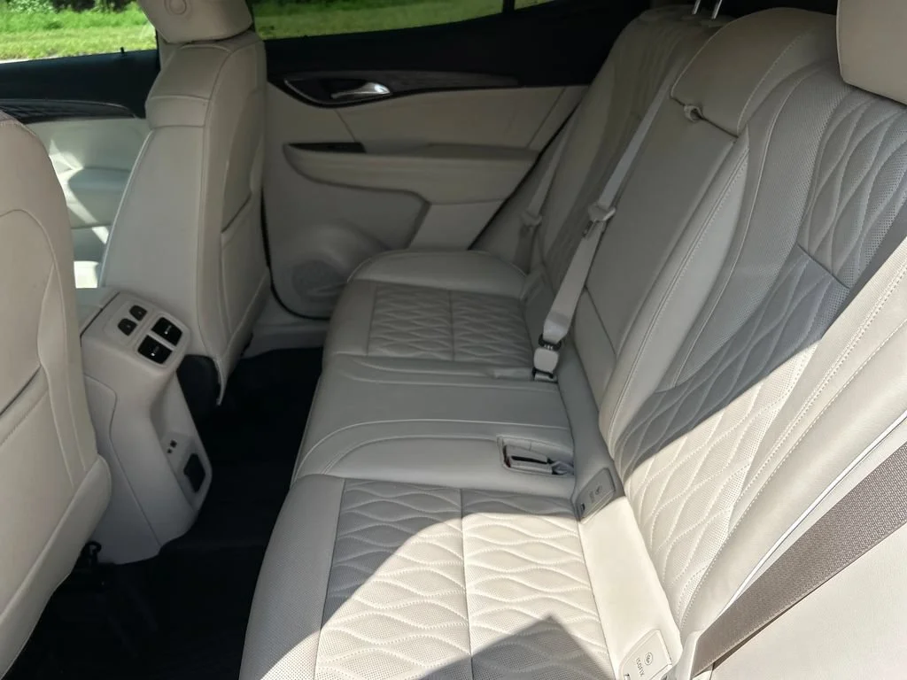 Used 2023 Cinnabar Metallic Buick Avenir image 12