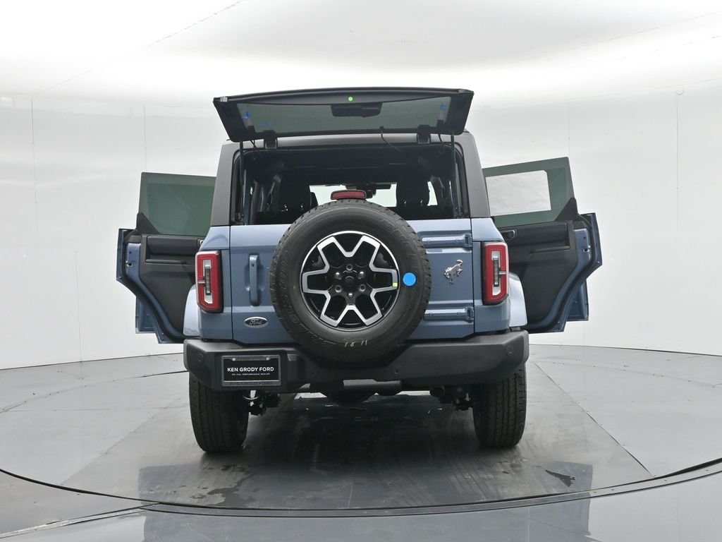 New 2025 Azure Gray Metallic Tri-Coat Ford Outer Banks image 38