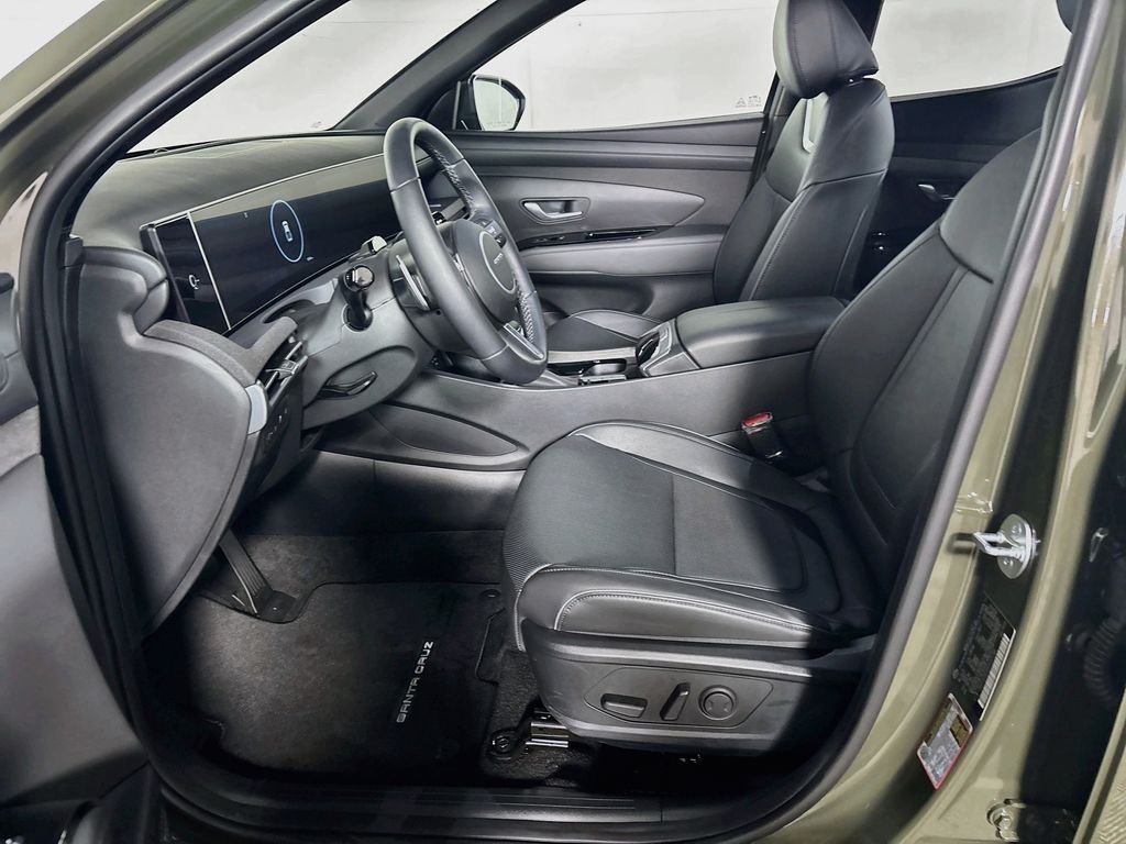 Used 2026 Green Hyundai Limited image 11