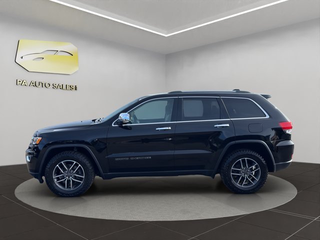 Used 2019 Diamond Black Crystal Pearlcoat Jeep Limited image 4