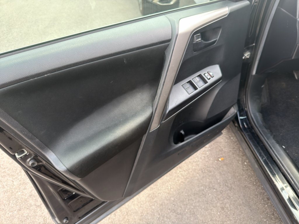 Used 2018 Black Toyota LE image 8